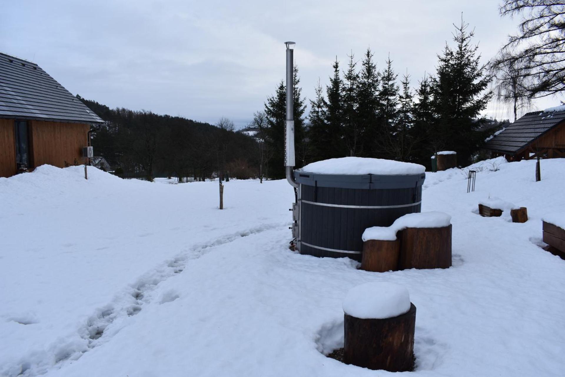 Apartmany Na Smrcku Bysovec Bagian luar foto